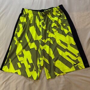 Nike Dri-FIT Shorts Mens Large Volt Green Black Athletic Basketball
